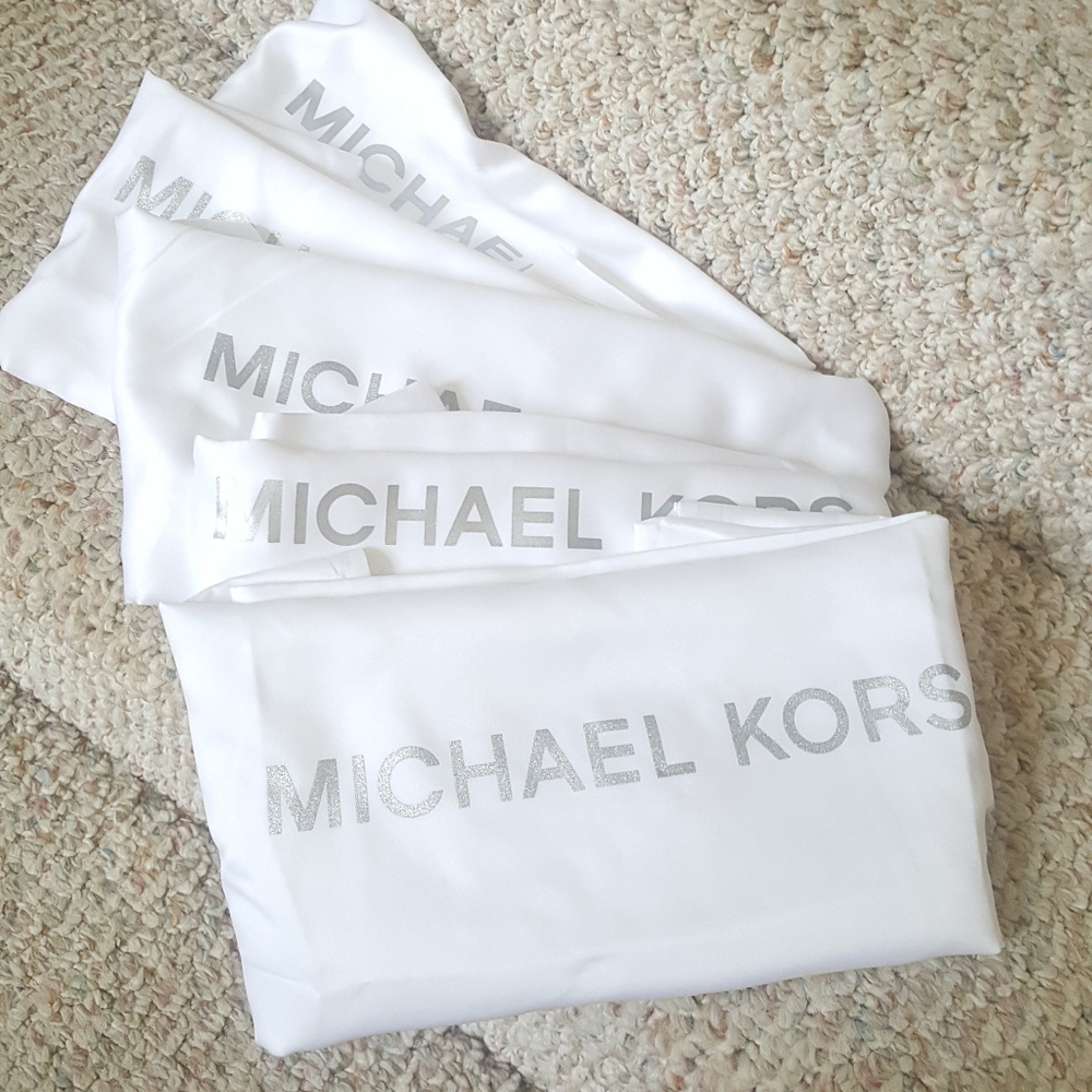 MK LG Dust bag(5)